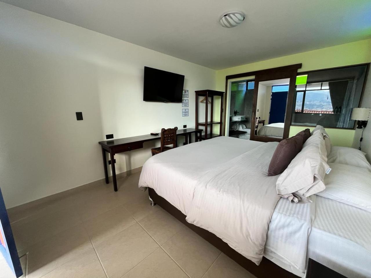 Hotel Cabanas San Cayetano Paipa Ngoại thất bức ảnh