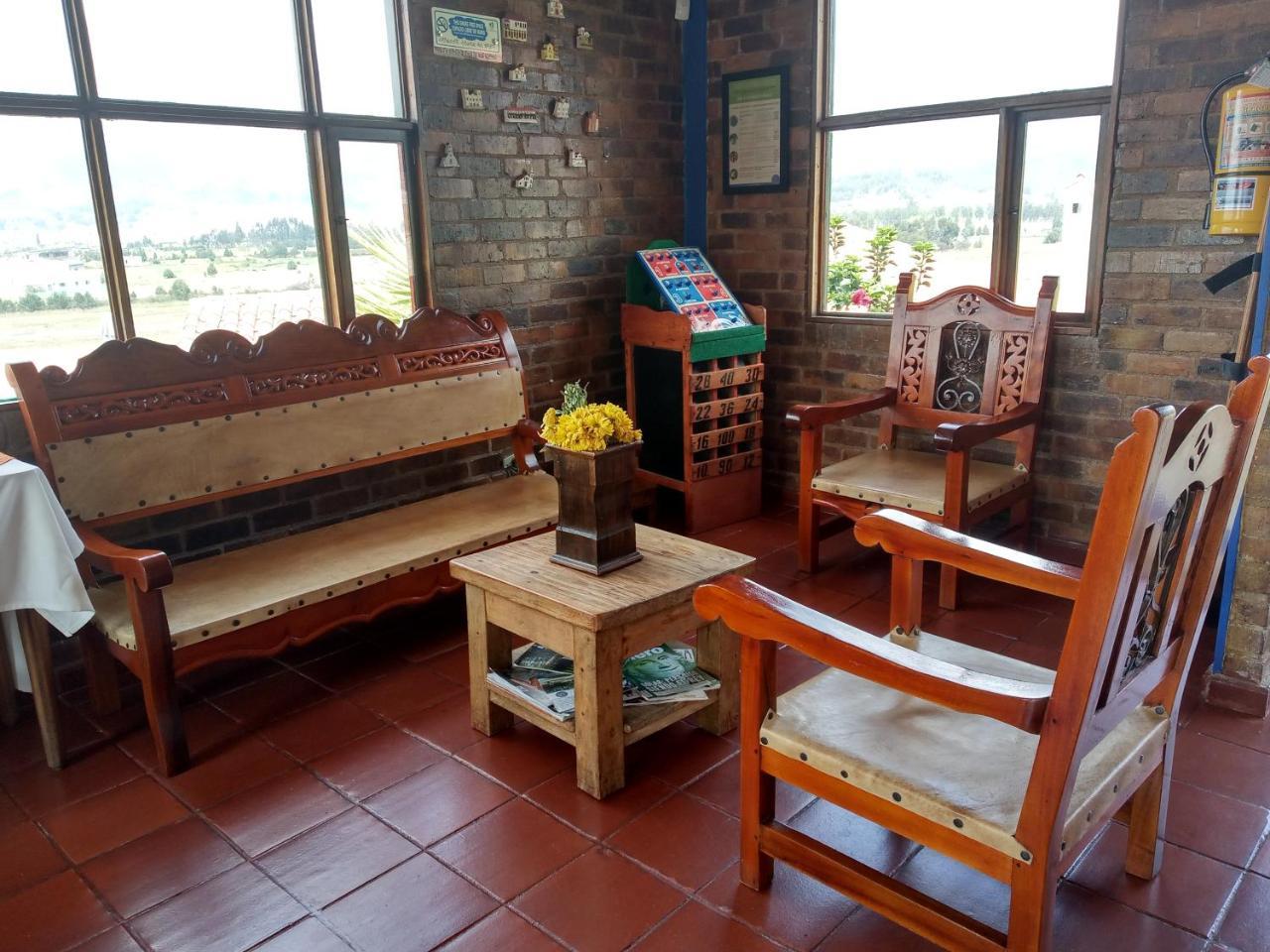 Hotel Cabanas San Cayetano Paipa Ngoại thất bức ảnh